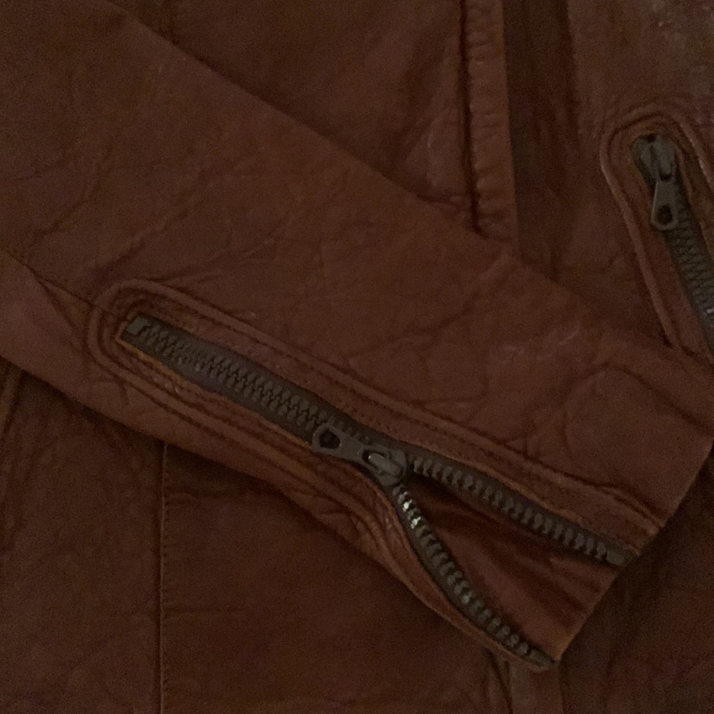 Gap Genuine Leather Jacket - Picture 4 of 4